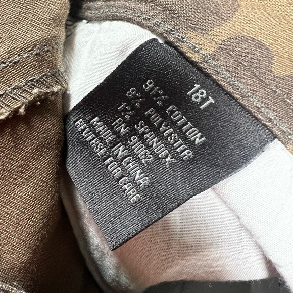 Poetic justice “scarlett” jeans - Picture 9 of 10